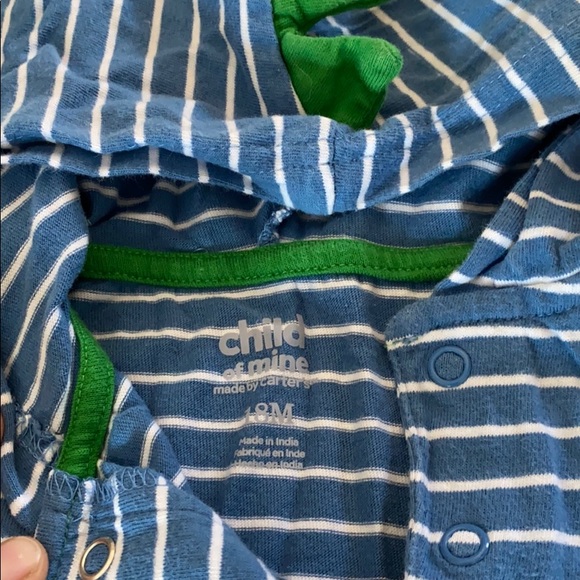 Bundle of 2 Little Boys Hooded One-pieces - Picture 2 of 8